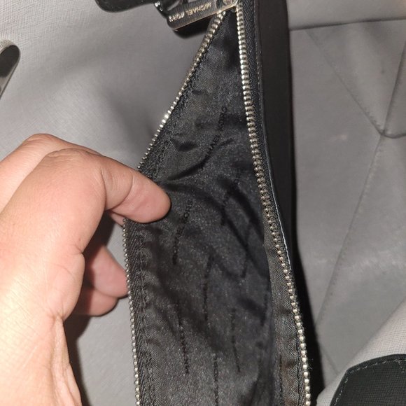 Minimalist Michael Kors Eva Coated Tote Handbag - Picture 6 of 14